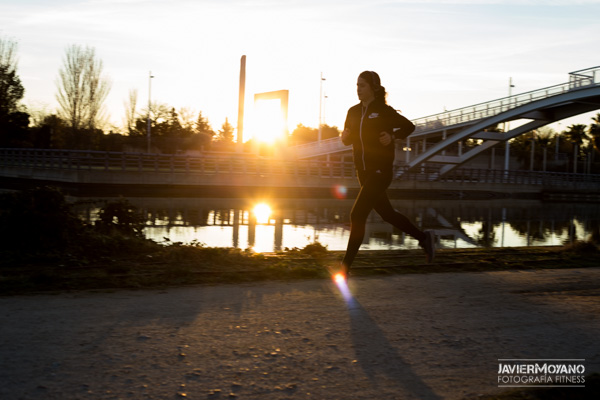 Fotografía corriendo por el parque Juan Carlos en el amanencer